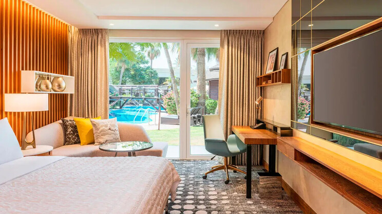 Le Méridien Dubai Hotel & Conference Centre